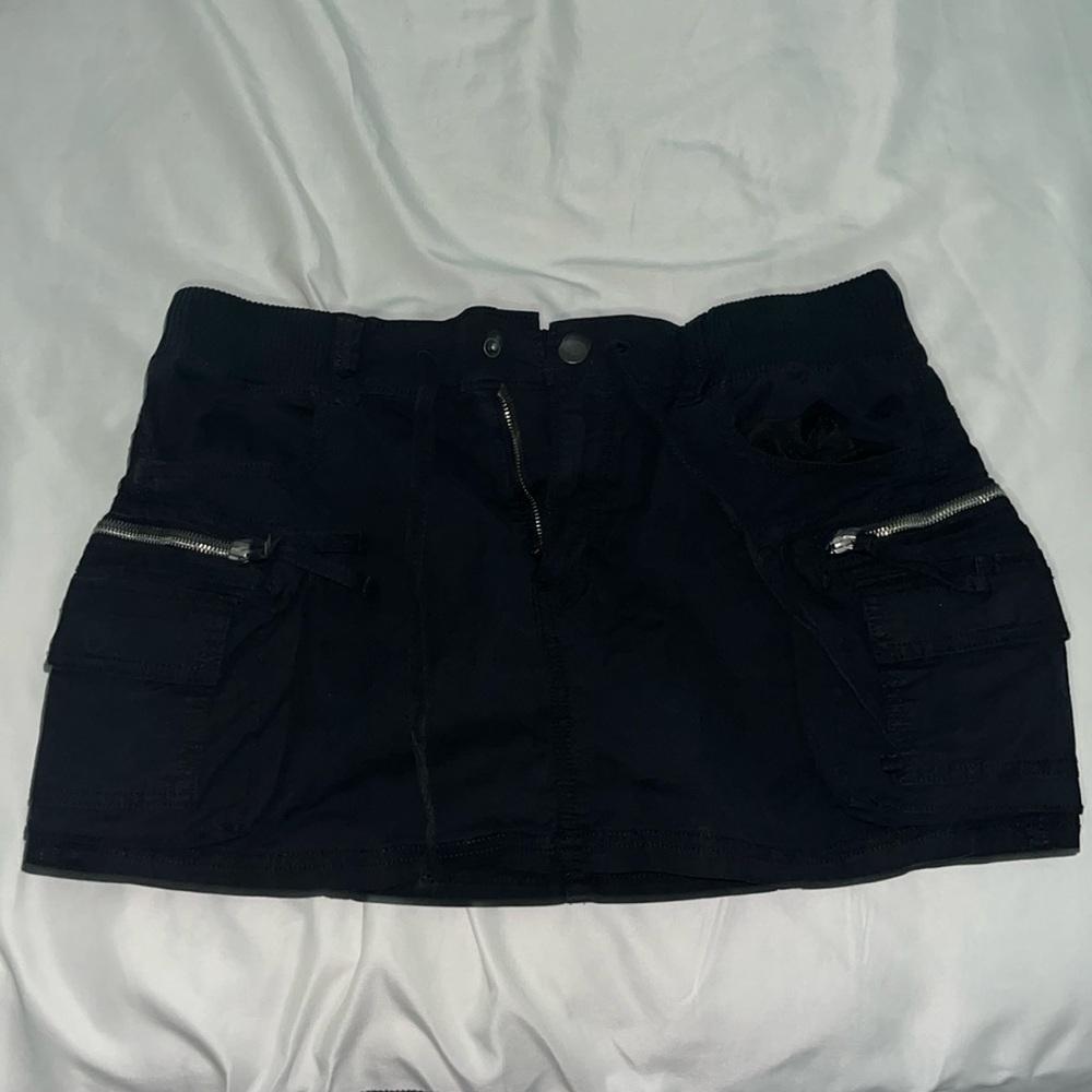 AE Snappy Stretch High-Waisted Cargo Mini Skort